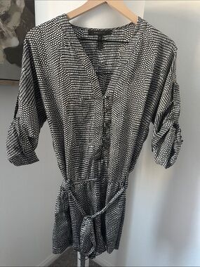 BCBGMaxAzria Black and White Printed V-Neck Romper